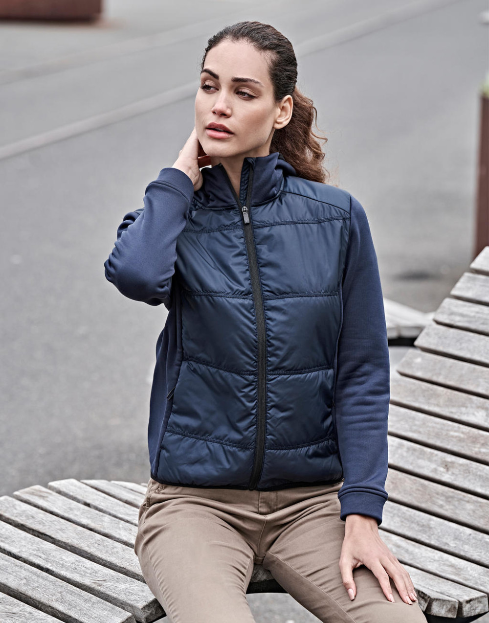 FCRB PDK HYBRID HOODED JACKET-