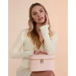 Boutique-Vanity-Case