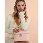 Boutique-Vanity-Case