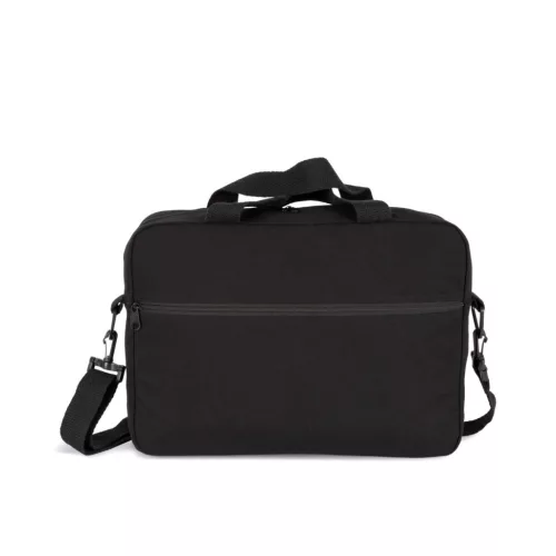 KI0435-UZLETI-VALLTASKA